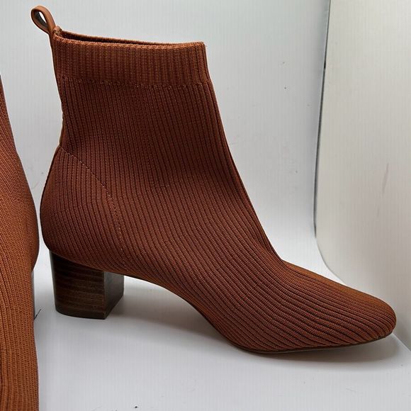 CUSHIONAIRE Women's Neely Stretch bootie +Memory Foam 8.5 BROWN - Picture 6 of 7